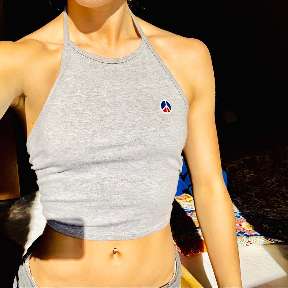 Peace sign embroidered halter crop top✌️/ small /